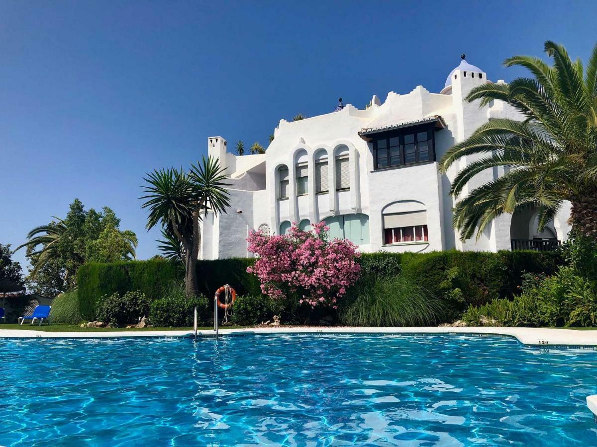 Bright 300m From The Apartment Sitio de Calahonda